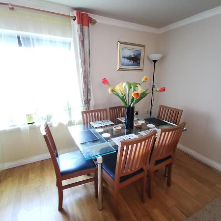 4-Bedroom Apartment Perfect For Families! 爱丁堡 外观 照片