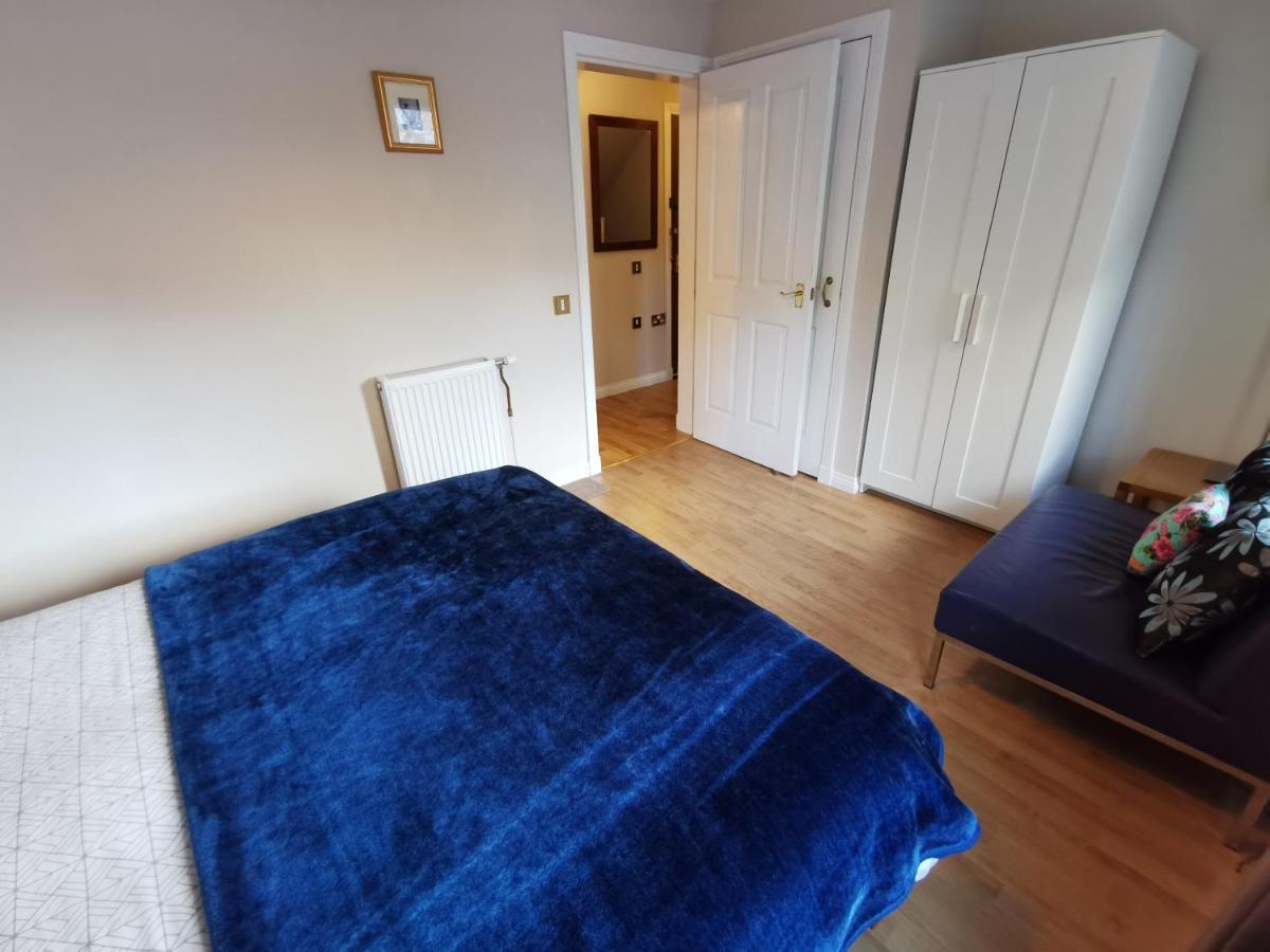 4-Bedroom Apartment Perfect For Families! 爱丁堡 外观 照片