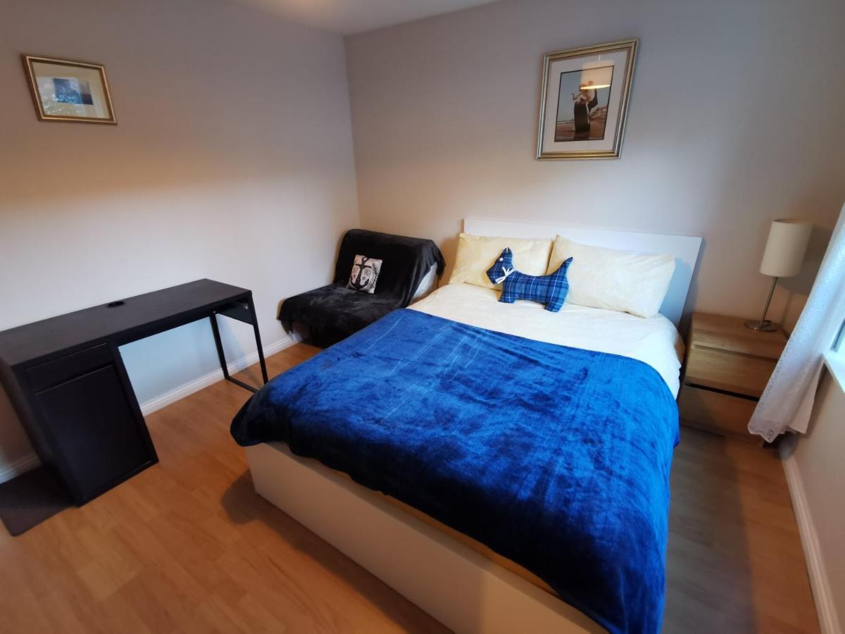 4-Bedroom Apartment Perfect For Families! 爱丁堡 外观 照片