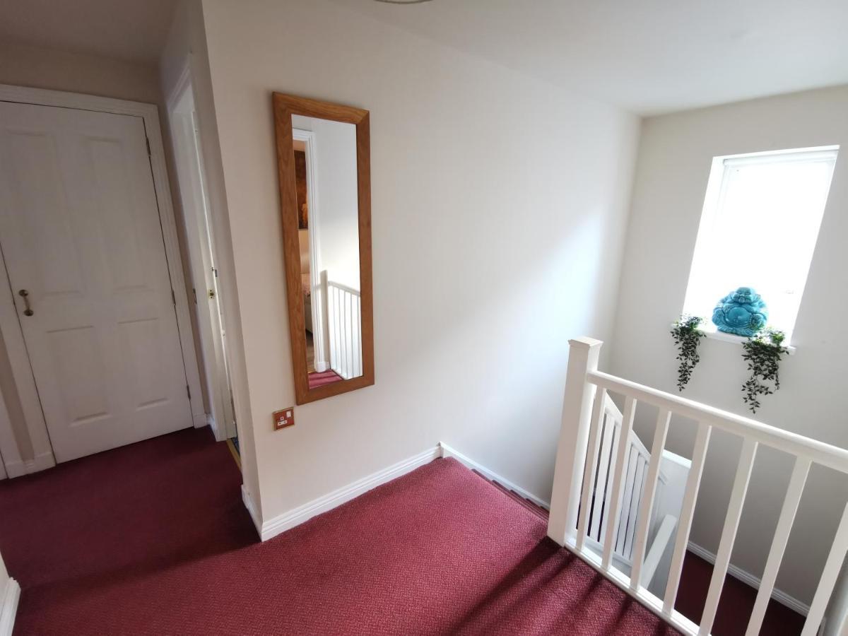 4-Bedroom Apartment Perfect For Families! 爱丁堡 外观 照片