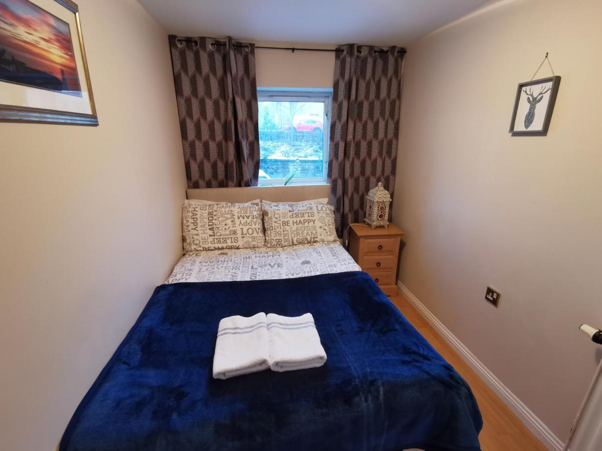 4-Bedroom Apartment Perfect For Families! 爱丁堡 外观 照片