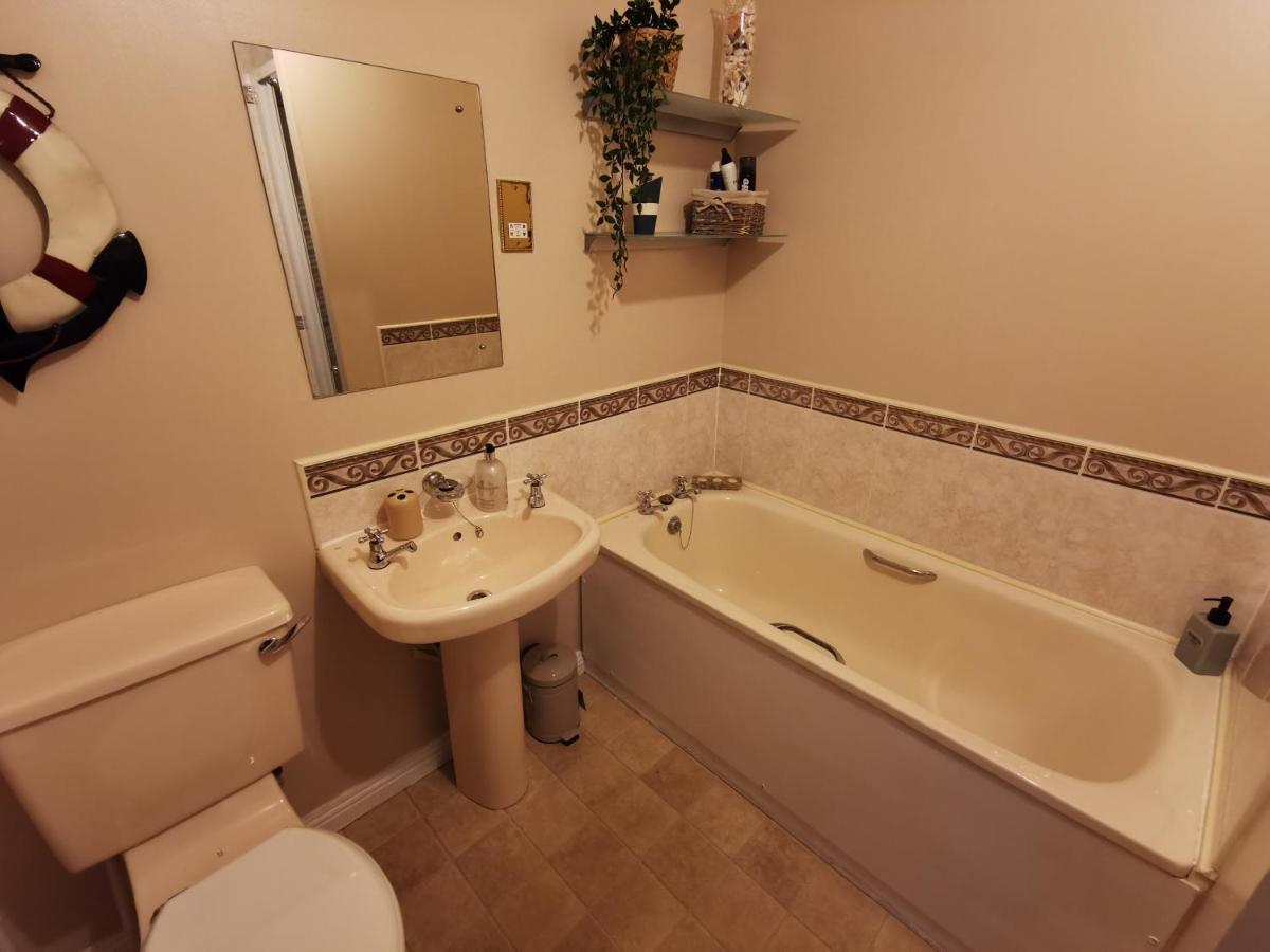 4-Bedroom Apartment Perfect For Families! 爱丁堡 外观 照片