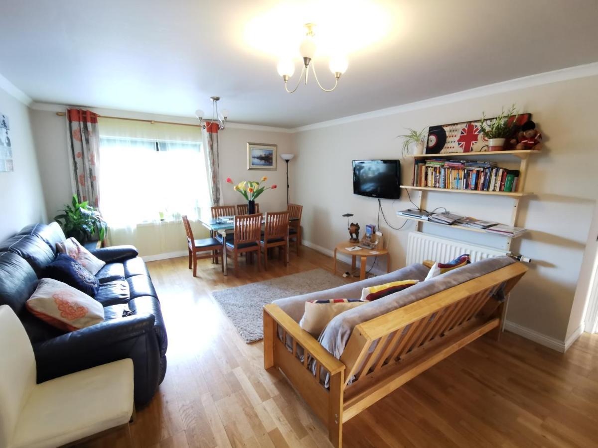 4-Bedroom Apartment Perfect For Families! 爱丁堡 外观 照片