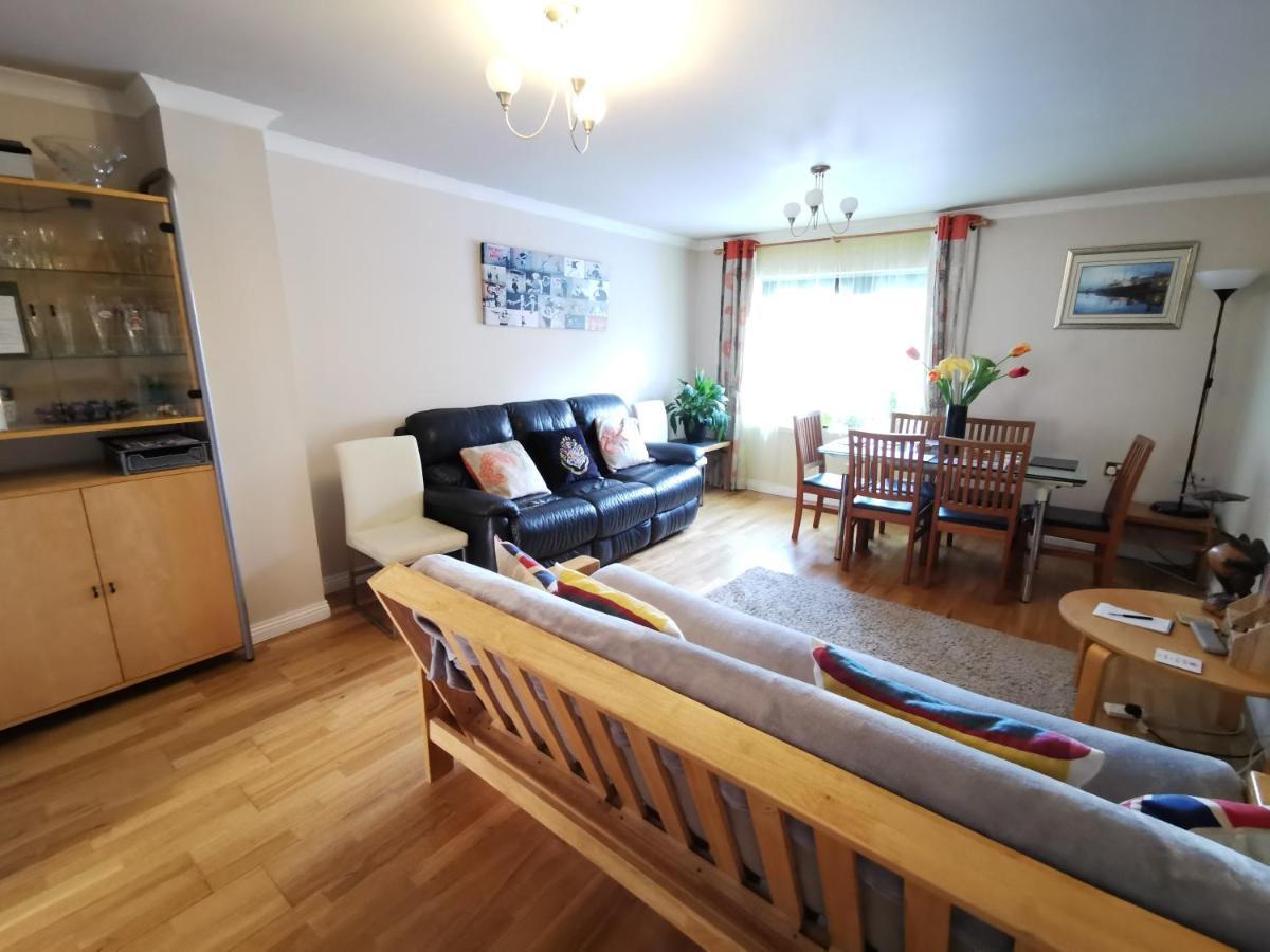 4-Bedroom Apartment Perfect For Families! 爱丁堡 外观 照片